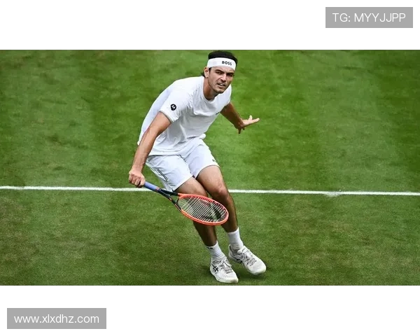 弗里茨直落两盘横扫阿利亚西姆，强势晋级斯图加特大师赛决赛